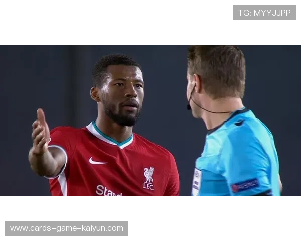 维尼修斯快速回传助攻，皇马边路组合制造混乱：从战术到装备的全面解析