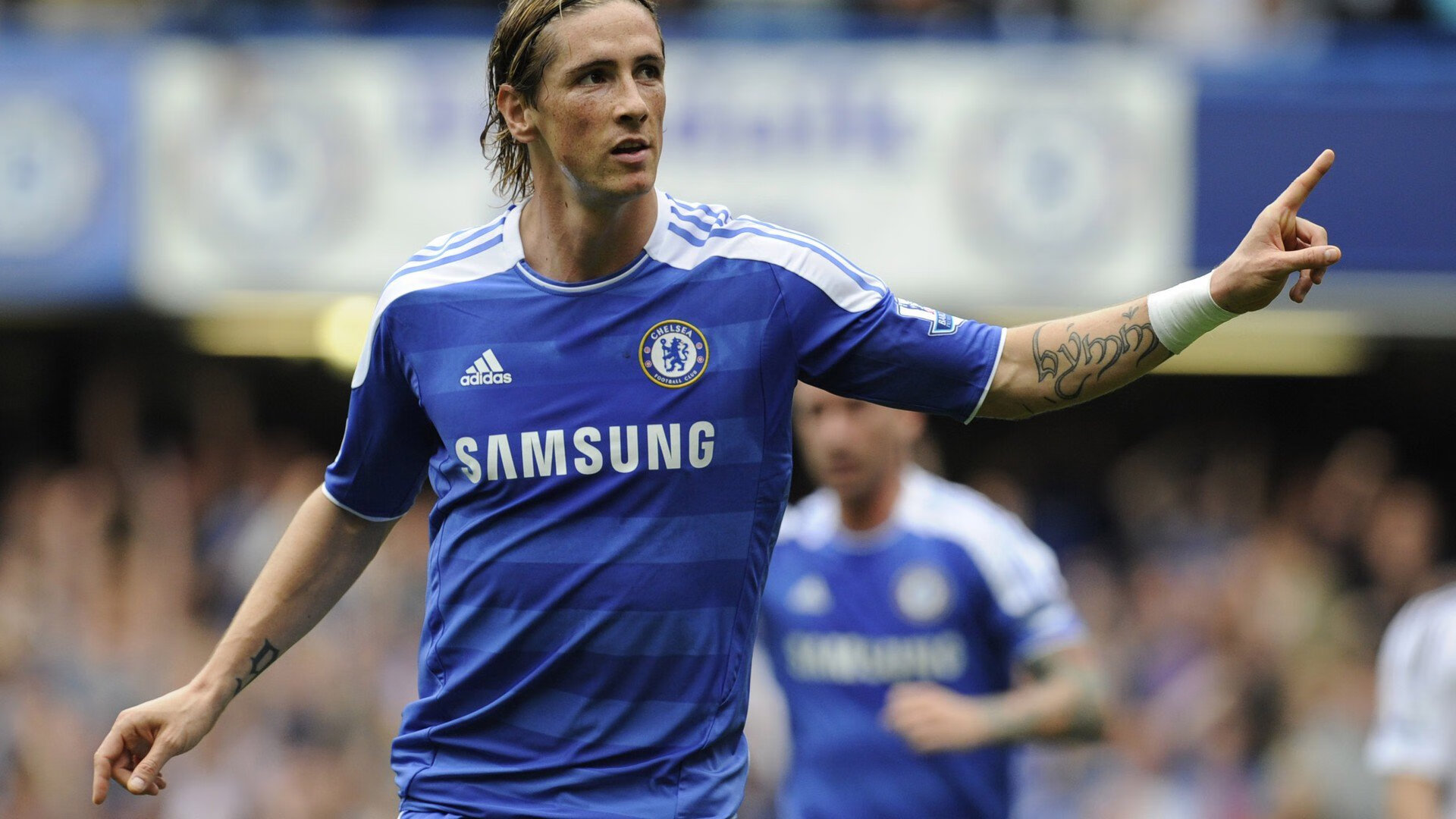 世界足坛最新焦点新闻